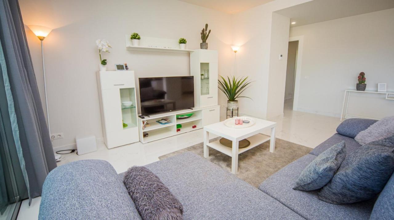 Cg7 Casares Green Экстерьер фото