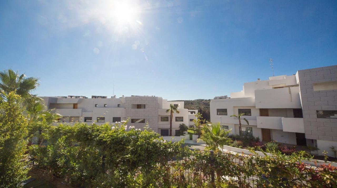 Cg7 Casares Green Экстерьер фото